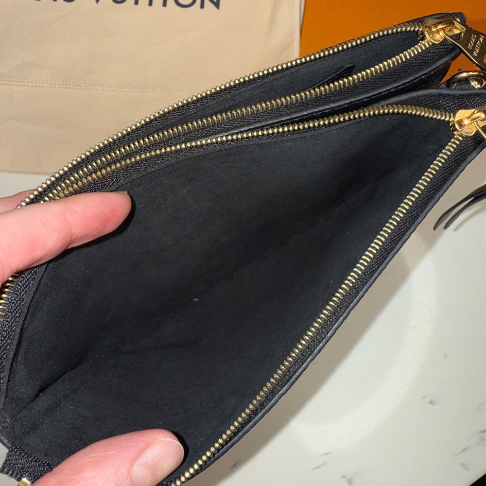 Louis Vuitton Double Zip Pochette in Black Empriente Monogram - Picture 3 of 13